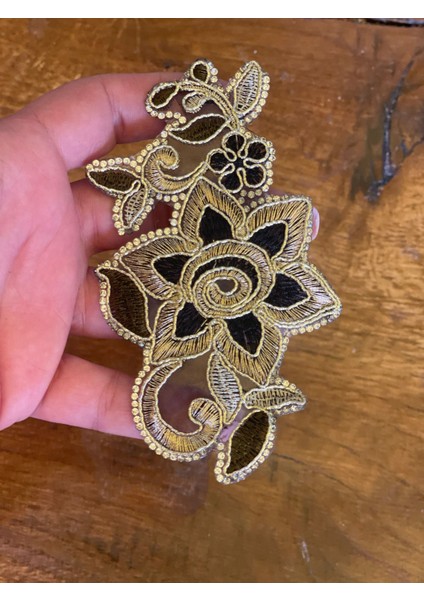 11X6 cm Ütü Ile Yapışn Varaklı Çiçek Aplike Arma Yama Dikiş Hobi Aksesaurı