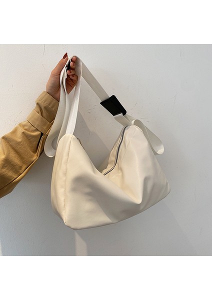 Büyük Kapasiteli Kadın Omuz Çantası (Yurt Dışından) fiyatları