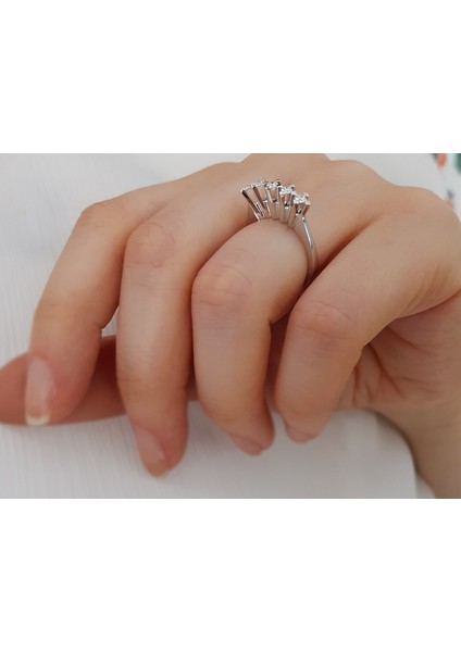F Renk 0,27 Karat Pırlanta 5 Taş Yüzük 0423R0103 fırsatları