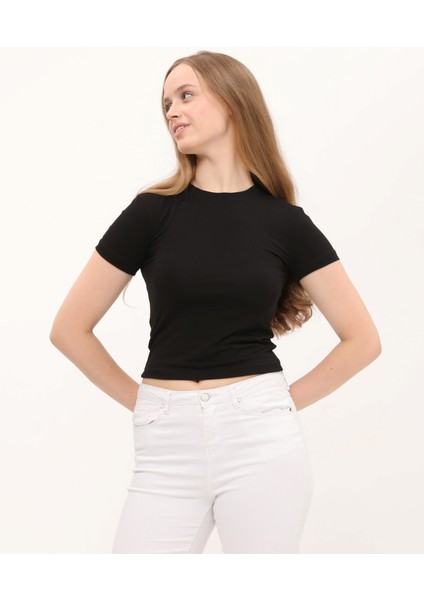 Beyaz %100 Pamuk Crop Bisiklet Yaka Örme T-Shirt