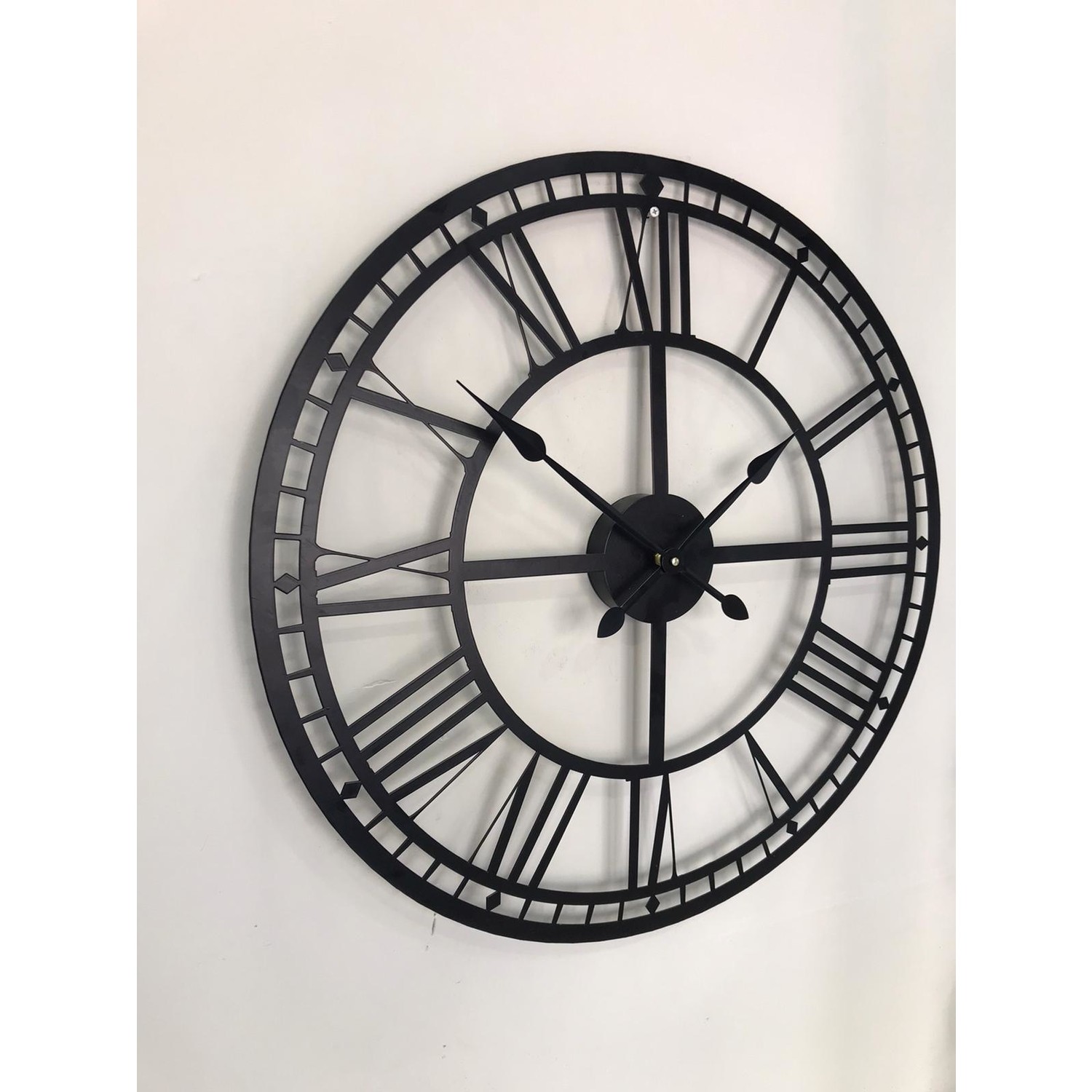Platin Saat 60 cm Siyah Metal Duvar Saati Fiyatı Platin Saat 60 cm Siyah Metal Duvar Saati Fiyatı