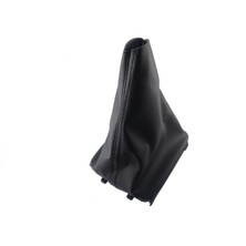 Moda Peugeot 206 Siyah Deri Vites Körüğü Çerçeveli