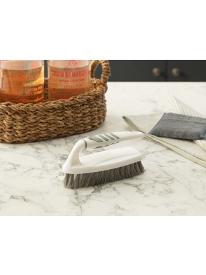 Madame Coco Graque Beyaz Gri Temizlik Fırçası – Ergonomik Saplı, Dayanıklı Plastik Kıllı, Çok Amaçlı Kullanım