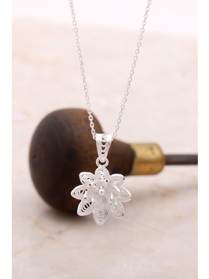 Sümer Telkari Telkari Işlemeli Gümüş Çiçekli Kolye 6881