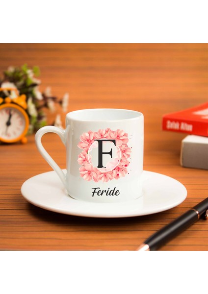 Isme Özel Pembe Çiçek Tasarımlı Fincan