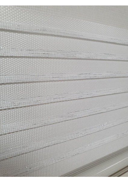 Geniş Pliseli Simli Ekru Zebra Stor Perde MZ292