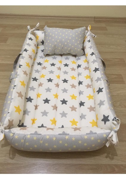 Gri Zemin Sarı Yıldızlı 2 Parça Babynest Yatak + Yastık