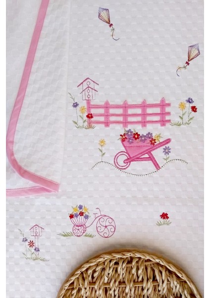Pamuk Pembe Çiçek Bahçesi Desenli Bebek Pikesi