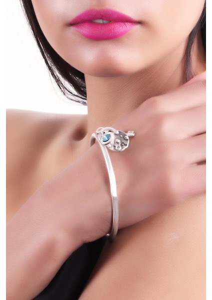 Kadın Antik Gümüş Kaplama Swarovski Taşlı Kilit&anahtar Charm Bilezik modelleri