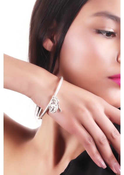 Kadın Antik Gümüş Kaplama Swarovski Taşlı Kilit&anahtar Charm Bilezik fiyatları