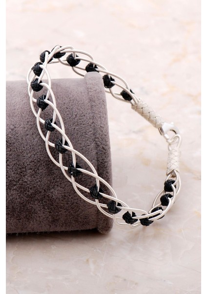 Kazaziye Işlemeli Örgü Gümüş Bileklik 3403