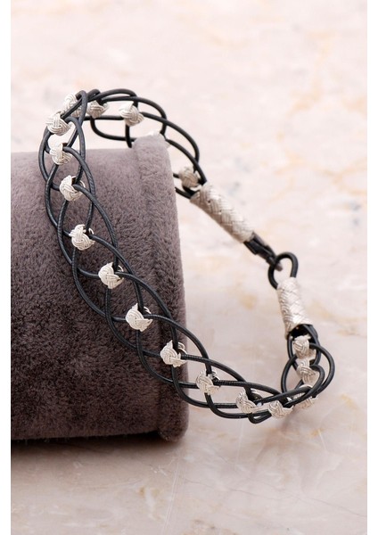 Kazaziye Işlemeli Örgü Gümüş Bileklik 3404