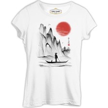 Lord T-Shirt Man On The Boat In Japanese Landscape Beyaz Kadın Tshirt