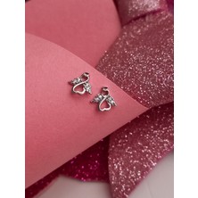 925 Ayar Gümüş Zirkon Taşlı Melek Figürlü Gümüş Trend Çivili Küpe Yılbaşı Yeni Yıl Hediye