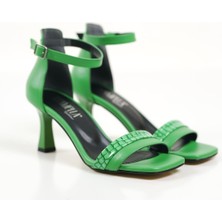 Butik Moda Kadın Ince Topuklu Sandalet TR150Y05D
