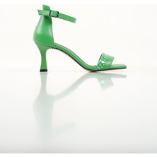 Butik Moda Kadın Ince Topuklu Sandalet TR150Y05D
