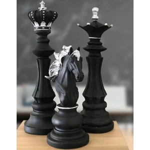 Small Shapes Şah Vezir At Biblo Dekorasyon Siyah Satranç Takımı 3'lü Set Biblo