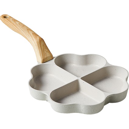 Kahvaltı Tenceresinde Kızarmış Yumurta Artefakt Dört Delikli Tencerede Yumurta Beyaz Küçük Gözleme Tavası (Yurt Dışından)