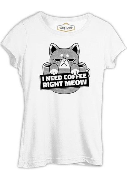 A Cat In A Coffee Cup Beyaz Kadın Tshirt