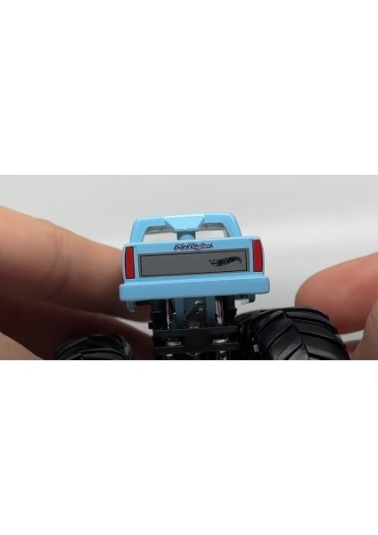 2023 Hot Wheels - Monster Trucks Arabalar- Ms. Bigfoot - HLT16 - Th - Treasure Hunt modelleri