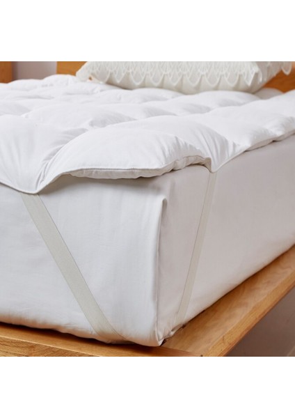 Dört Köşesi Lastikli Kapitone Desenli Yıkanabilir Silikon Yatak Koruyucu Yatak Pedi modelleri