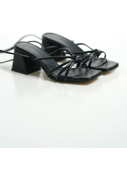 Kadın Topuklu Sandalet TR004Y01A fiyatları