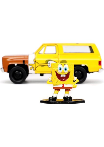1980 Chevy K5 Blazer Aracı ve Sponge Bob Figür, 13.5 Cm, Serbest Tekerlekli