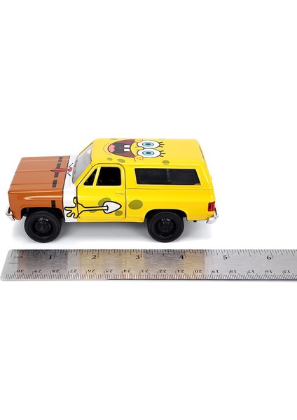 1980 Chevy K5 Blazer Aracı ve Sponge Bob Figür, 13.5 Cm, Serbest Tekerlekli modelleri