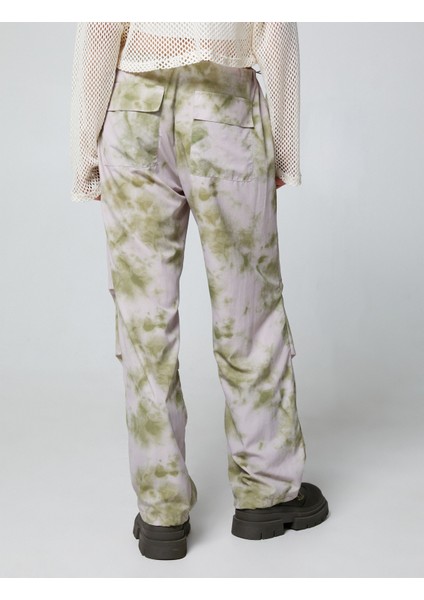 Paraşüt Pantolon Batik Desenli Beli ve Paçası Lastikli Stoperli fırsatları
