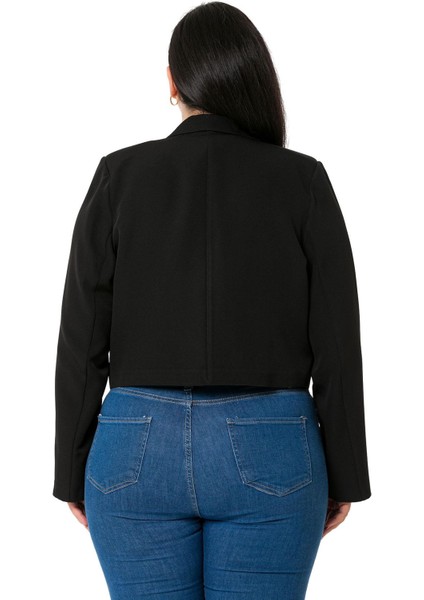 Büyük Beden Süs Cepli Vatkalı Astarsız Kısa Siyah Ceket modelleri