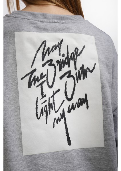 Kadın Reincarnation Oversize Gri Sweatshirt modelleri