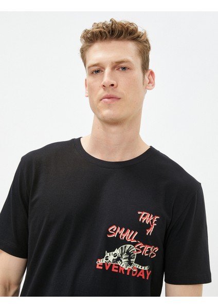Slogan Baskılı Tişört Slim Fit Bisiklet Yaka Kısa Kollu Pamuklu