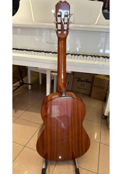 Klasik Gitar Ağaç Naturel 4/4 Sap Ayarlı
