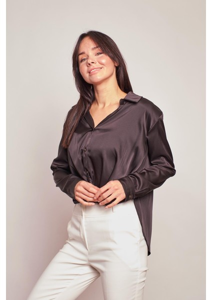 Likrasız Saten Kumaş Yakalı Önü Pileli Uzun Kol Gömlek-Siyah fırsatları