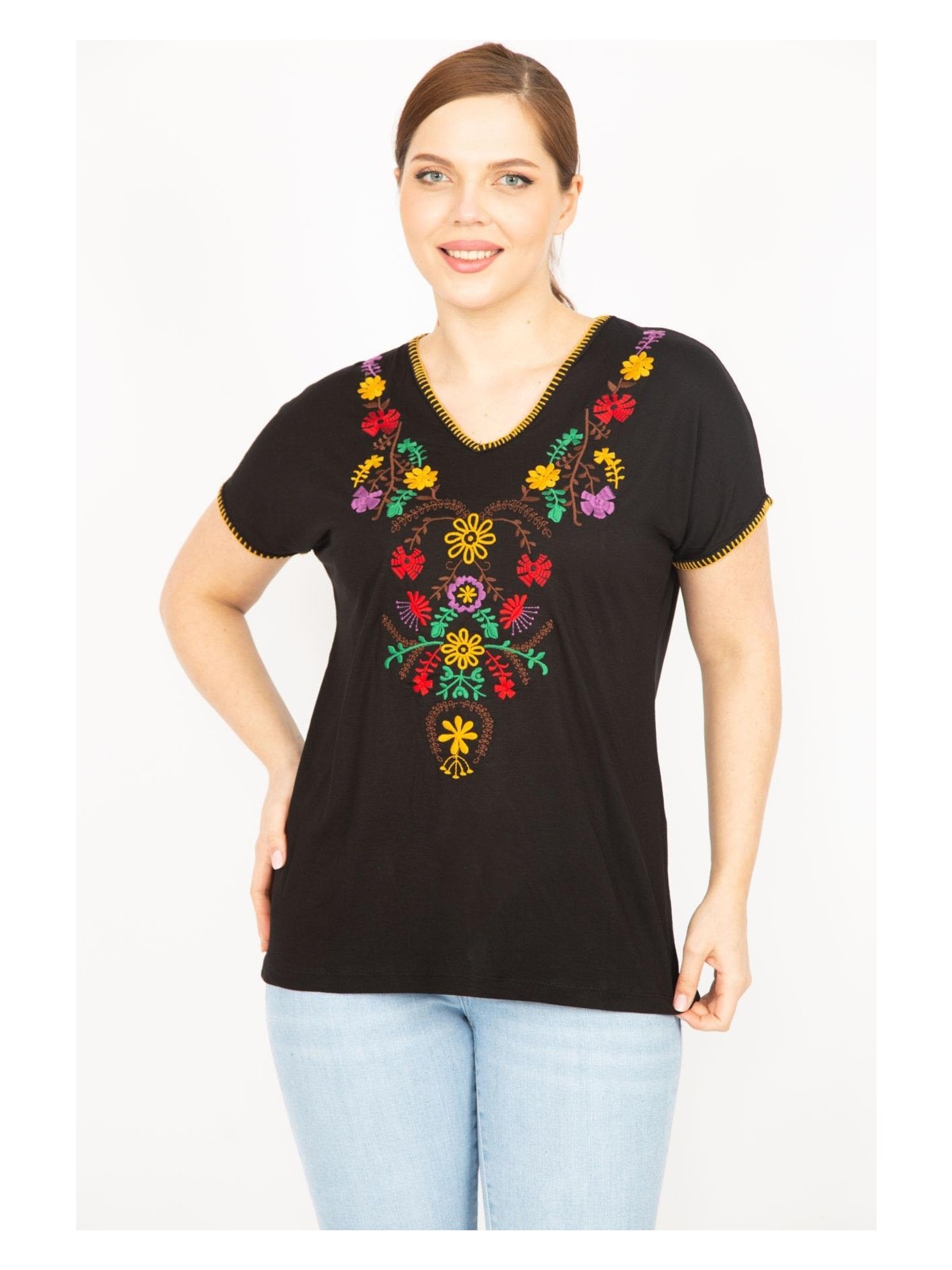 Şans Kadın Siyah Büyük Beden Nakış Detaylı Bluz