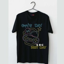 Mor Mürekkep Game Day Uzay Baskılı Erkek Tshirt