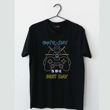 Mor Mürekkep Game Day Best Day Baskılı Erkek Tshirt