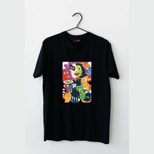Mor Mürekkep Gözler Üzerimizde Tasarım Baskılı Kadın Tshirt