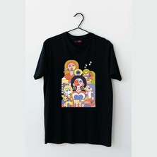 Mor Mürekkep Çalgıcılar Tasarım Baskılı Kadın Tshirt