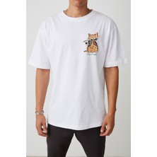 Erkek Samuray Cat Baskılı Beyaz Oversize Tshirt