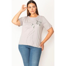 Şans Kadın Gri Pamuklu Kumaş Ön Baskılı Kısa Kollu Bluz 65N27881