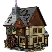 LEGO Ideas 21341 Disney Hocus Pocus: Sanderson Kardeşlerin Evi