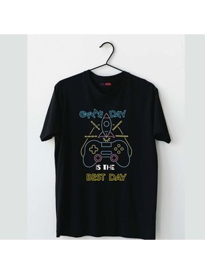 Mor Mürekkep Game Day Best Day Baskılı Erkek Tshirt