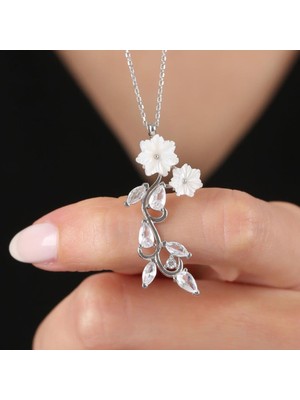 Mia Vento Manolya Çiçeği Işıltı Buketi Flowers Gümüş Kolye