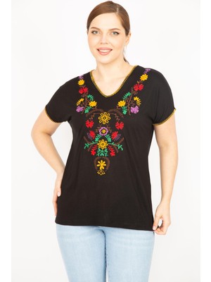 Şans Kadın Siyah Büyük Beden Nakış Detaylı Bluz