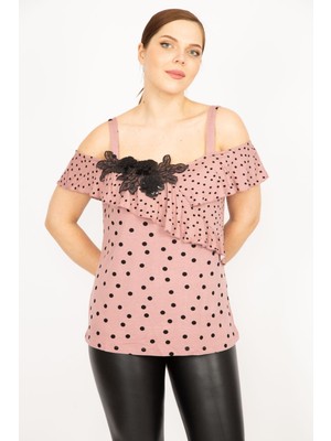 Şans Kadın Pudra Büyük Beden Payet Aplike Ve Volan Detaylı Puan Desenli Askılı Bluz