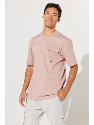 Altınyıldız Classics Erkek Pudra Oversize Fit Geniş Kesim Bisiklet Yaka %100 Pamuk Cepli Tişört