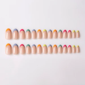 Pop Beauty 24 Adet Takma Tırnak Seti - Güvenli Pro Yapıştırıcı ile Uzun Süreli Parlaklık ve Şık Desenler
