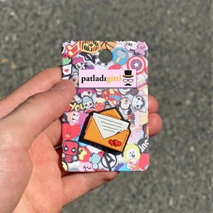 Patladı Gitti Aşk Mektubu Tasarımlı Terlik Süsü