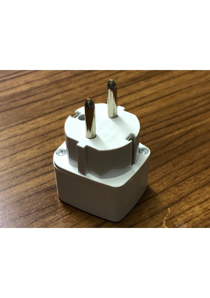 Topraklı Kare Tip Beyaz Renkli Amerikan ve Ingiliz Fiş Dönüştürücü Üniversal Priz Çevirici Adaptör